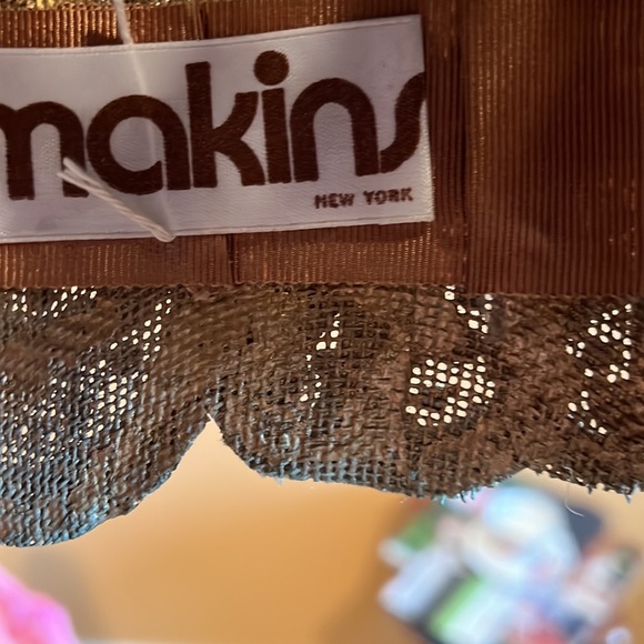 Making New York Hat - Picture 4 of 7